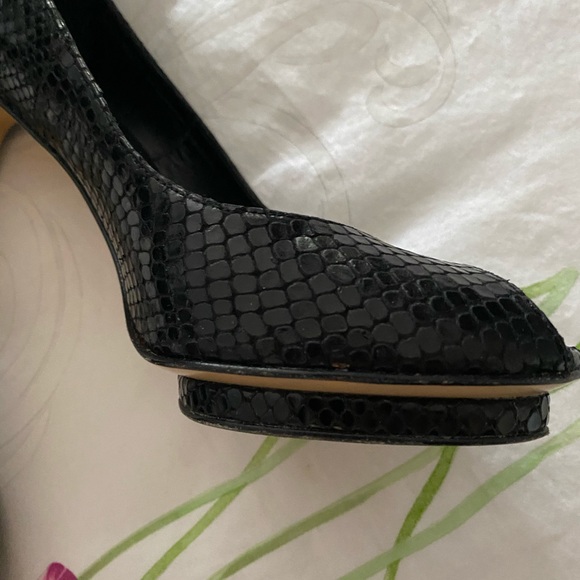 Gionata black peep toe pumps heels  7 - Picture 2 of 3